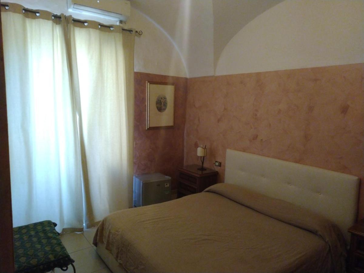 Hotel Centrale Europa Catania Exterior photo